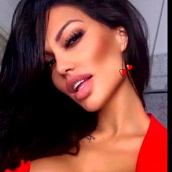 Angii_perssee | Elegant Model Posing