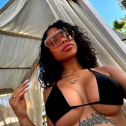 Model AnaYanirsa on the Beach