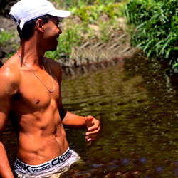 Alisson: A Fan-Favorite Model in a Scenic Setting