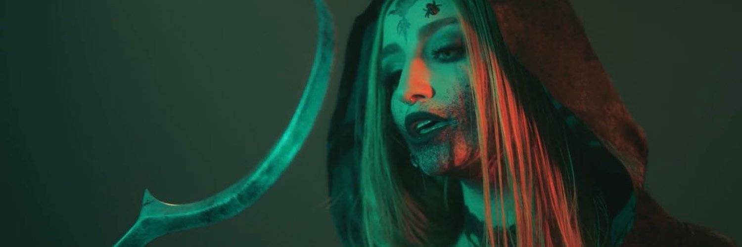 𝕎𝕚𝕥𝕔𝕙𝕪Br3w🌙🎃 photo