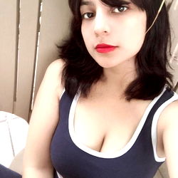 Alina Salem, Female Fitness Model Posing in Sports Wear