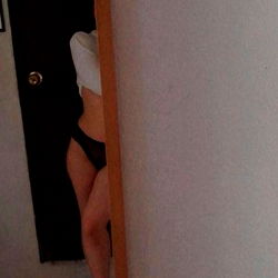 Anamín Gomez in the Mirror