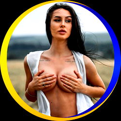 OnlyFans Model Alexa Fire Posing in Rural Setting