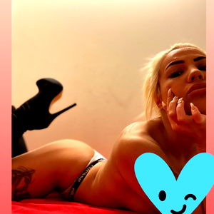 Alecsandraa โค๏ธ๐๐งธ photo