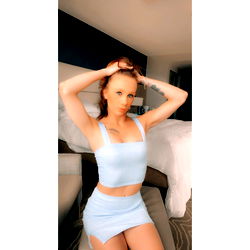 Ashley Dawn - OnlyFans Model