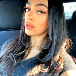 Jolie, the OnlyFans Model from Texas