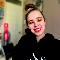 Ms. Sunset Shadow, a Scottish OnlyFans Model with Vibrant Makeup and Style