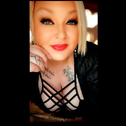 Abby Nicole, OnlyFans Model from Iowa