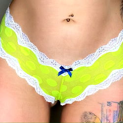 Striking Lingerie Advertisement for Onlyfans