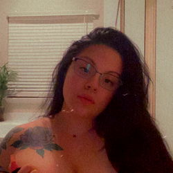 Alanza Gee: A Model's Glamour Shot