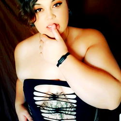 Amorverus, A Model from Canada