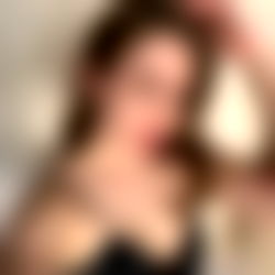 Eva Miller ๐ธ photo