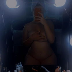 Alana, a Stunning OnlyFans Model Shares Her Beauty Routine