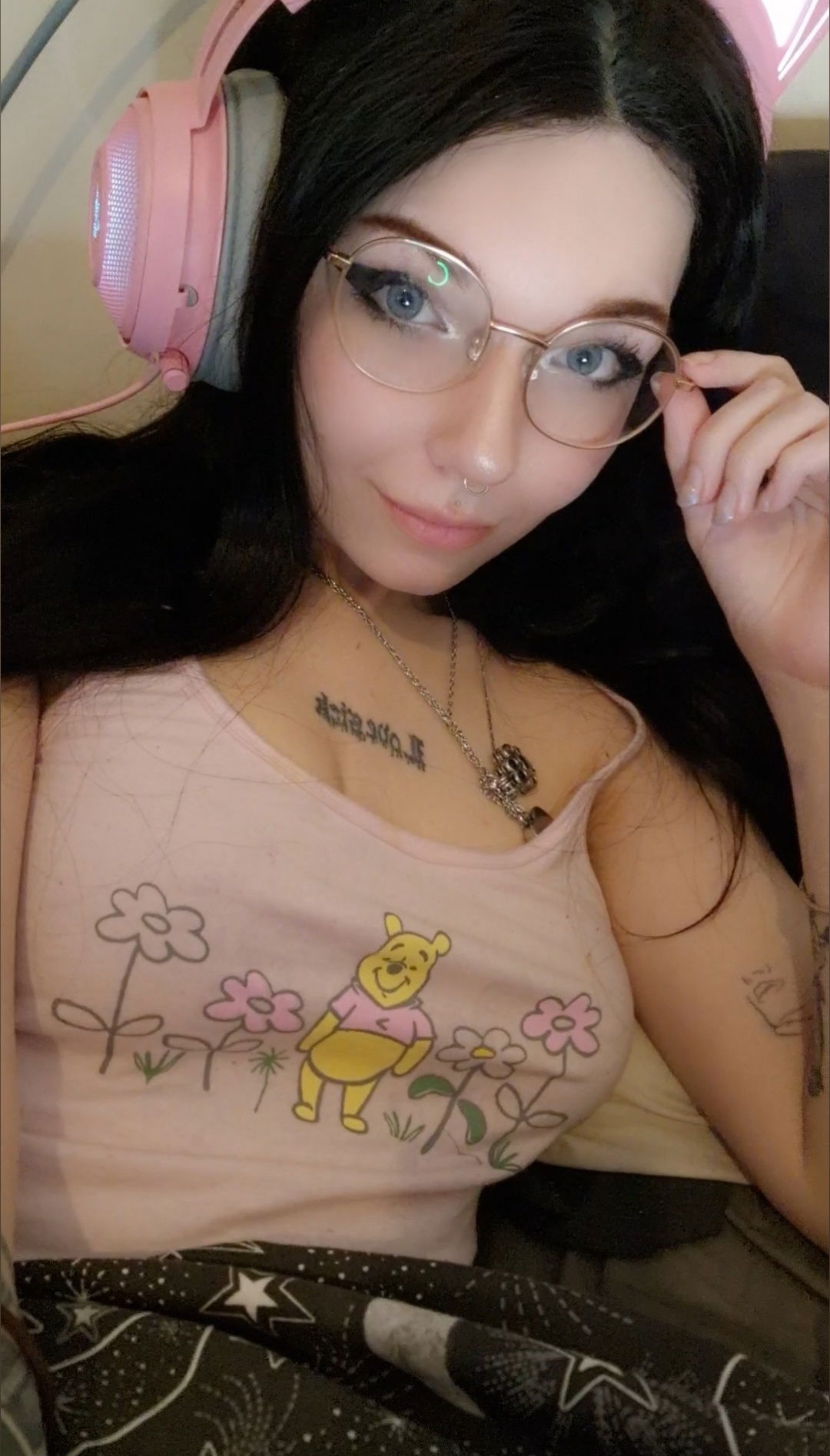 Lizzy Lovesick💕🐰 photo