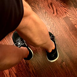 A Sneaker Model in a Gym