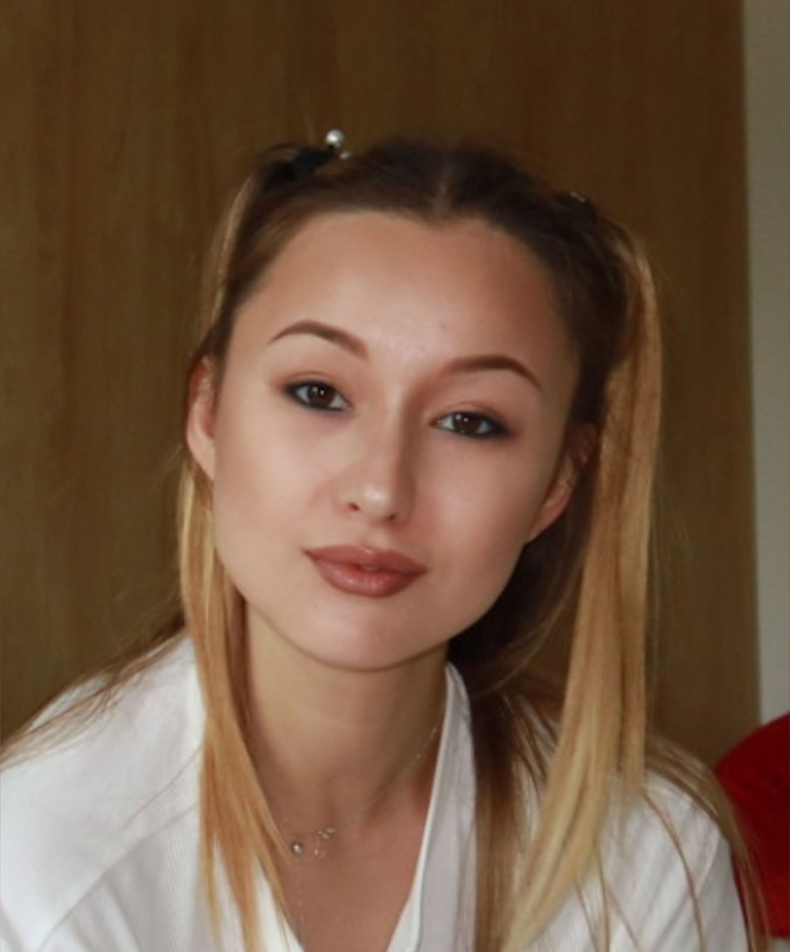 𝘼𝙨𝙞𝙖𝙣 🌸 𝙂𝙖𝙯𝙚 🌿 photo