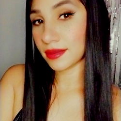 Allison Rose๐ photo