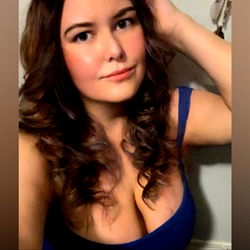 Wren Reign - OnlyFans Model