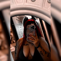 M.c - An OnlyFans Model Sharing Her Look