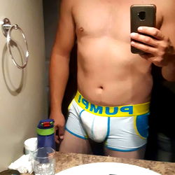 Model Photo: OnlyFans Dustin