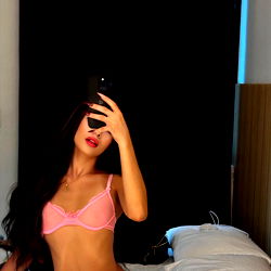 Camila Luna ๐ photo