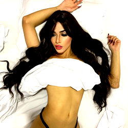 Camila Luna, Onlyfans Model, in an Intimate Setting