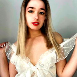 Onlyfans Model in Lingerie