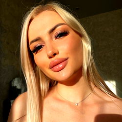 𝐁𝐄𝐋𝐋𝐀 𝐏𝟎𝐑𝐍 𝐓𝟎𝐏 𝟎.𝟔%💎 photo