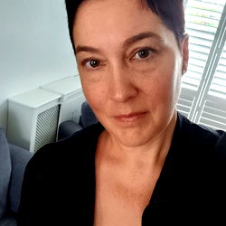 Jojoh75, a model from the United Kingdom