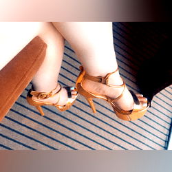 Alaskaโs Feet photo