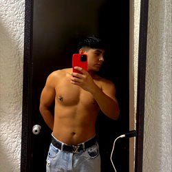 AlejoNandoโค๏ธโ๐ฅ photo