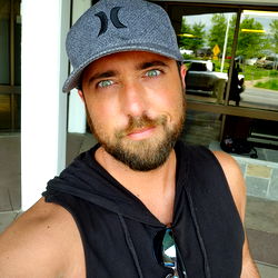 Alex Nick Tastrophe | OnlyFans Model, Age 34, Male