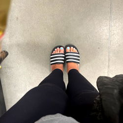 Feet_lightning photo