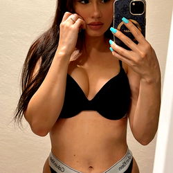 Antonia, European OnlyFans Model