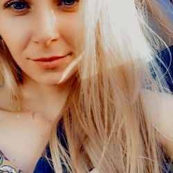 Cindy White - OnlyFans Model