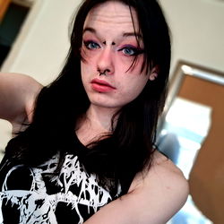 Gothic Bimbo - England