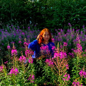 Annie Elf Girl๐งโโ๏ธ photo