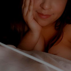 Jessica Martinez OnlyFans Model Photoshoot in Hotel Room