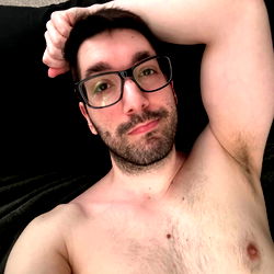 OnlyFans Model Alalonso89 Sharing Fitness Routine