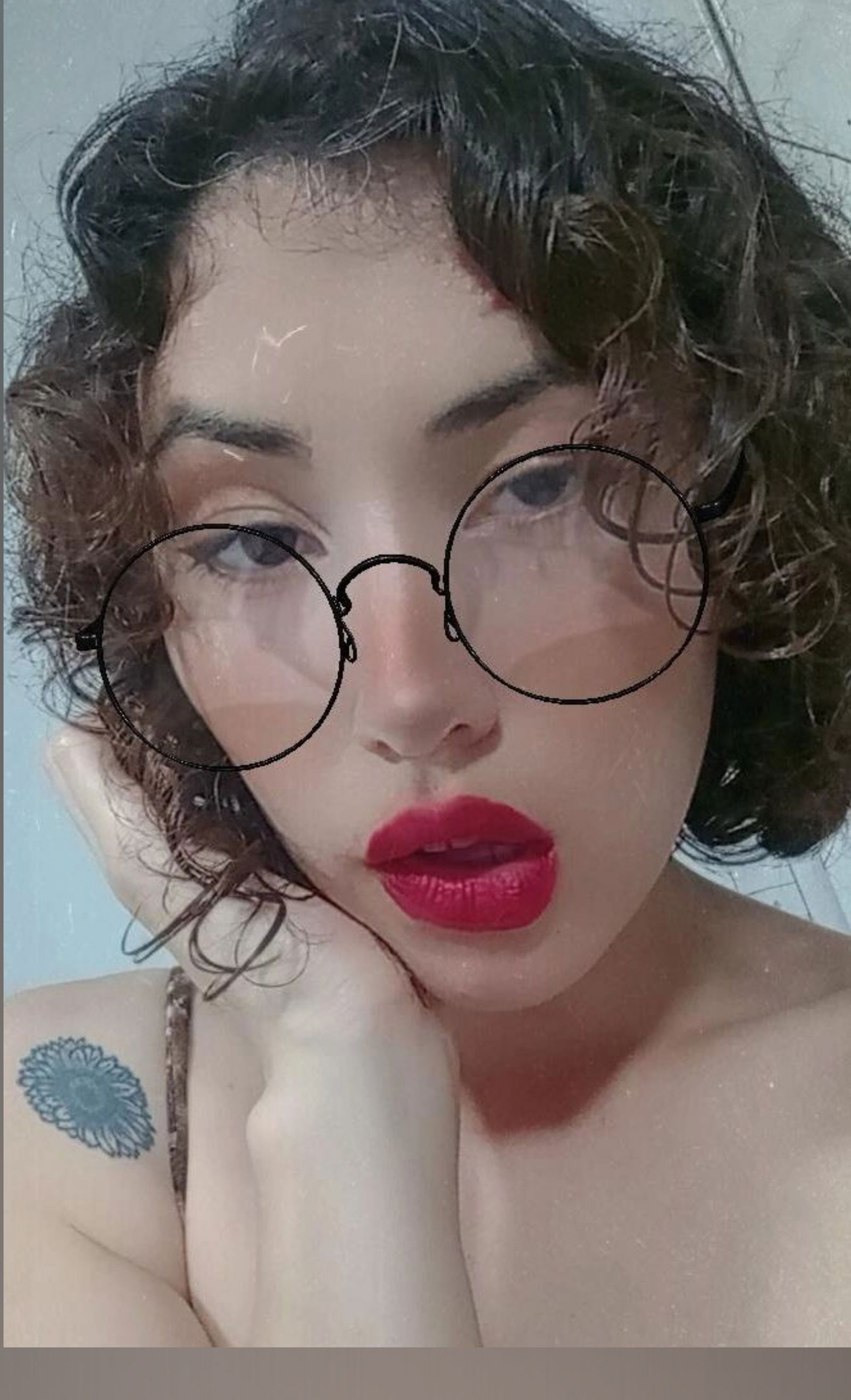 𝕎𝕙𝕚𝕥𝕖 𝕣𝕒𝕓𝕓𝕚𝕥 photo