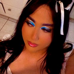 Alix, Los Angeles-based OnlyFans Model