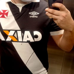 An Instagram Post by Amiga gostosa