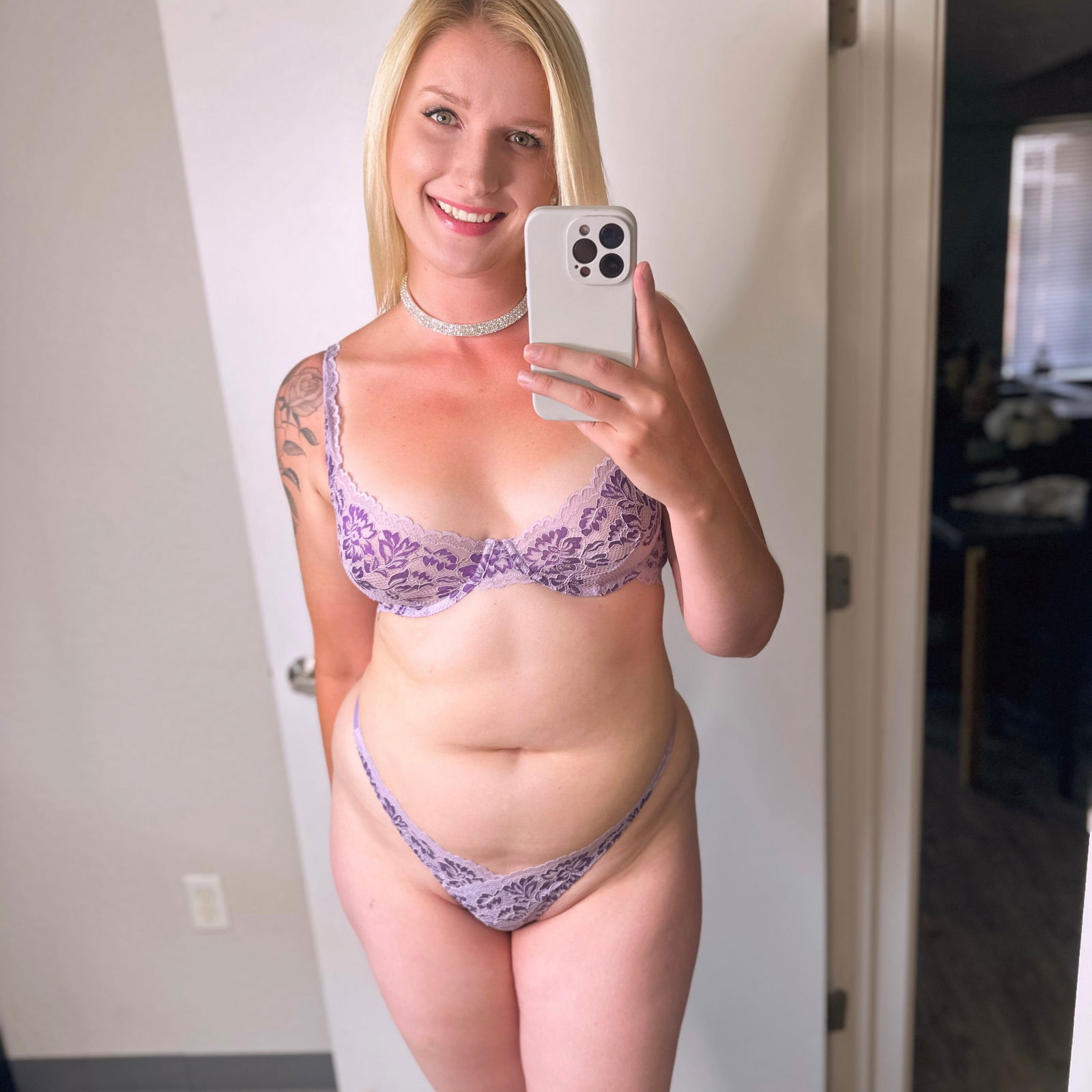 Swedish Emma 🍓🇸🇪 photo