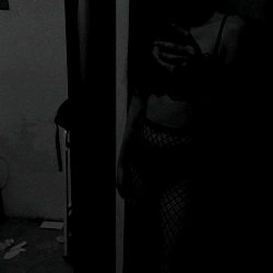 Ana LaMarihuana photo