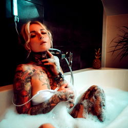 Kristy Von Kashyyyk photo