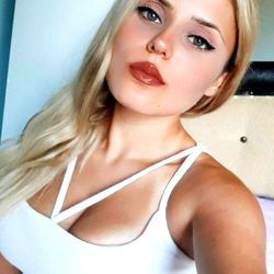 Wicked Whispers, Onlyfans Model Capturing a Moment