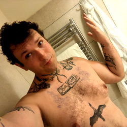 OnlyFans Model Alab_Aster in Shower Mirror Selfie