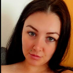 Myhaelaalessia356 photo