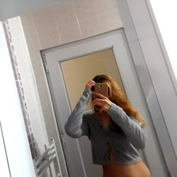 Angelydemonio from OnlyFans