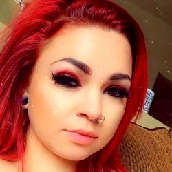 rubymisfit🖤❤ photo